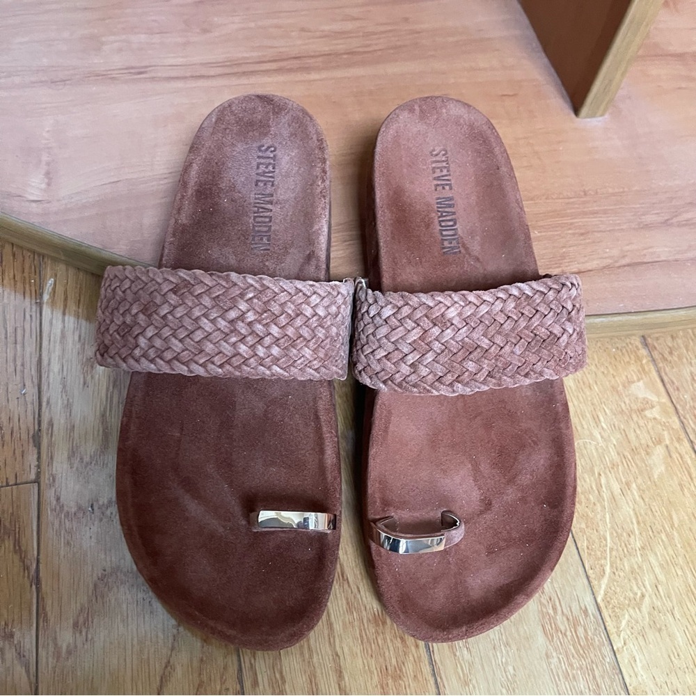 Steve Madden Somona Toe Loop Slide Sandals, Brown Woven Suede, Size 7, Womens - Picture 4 of 12